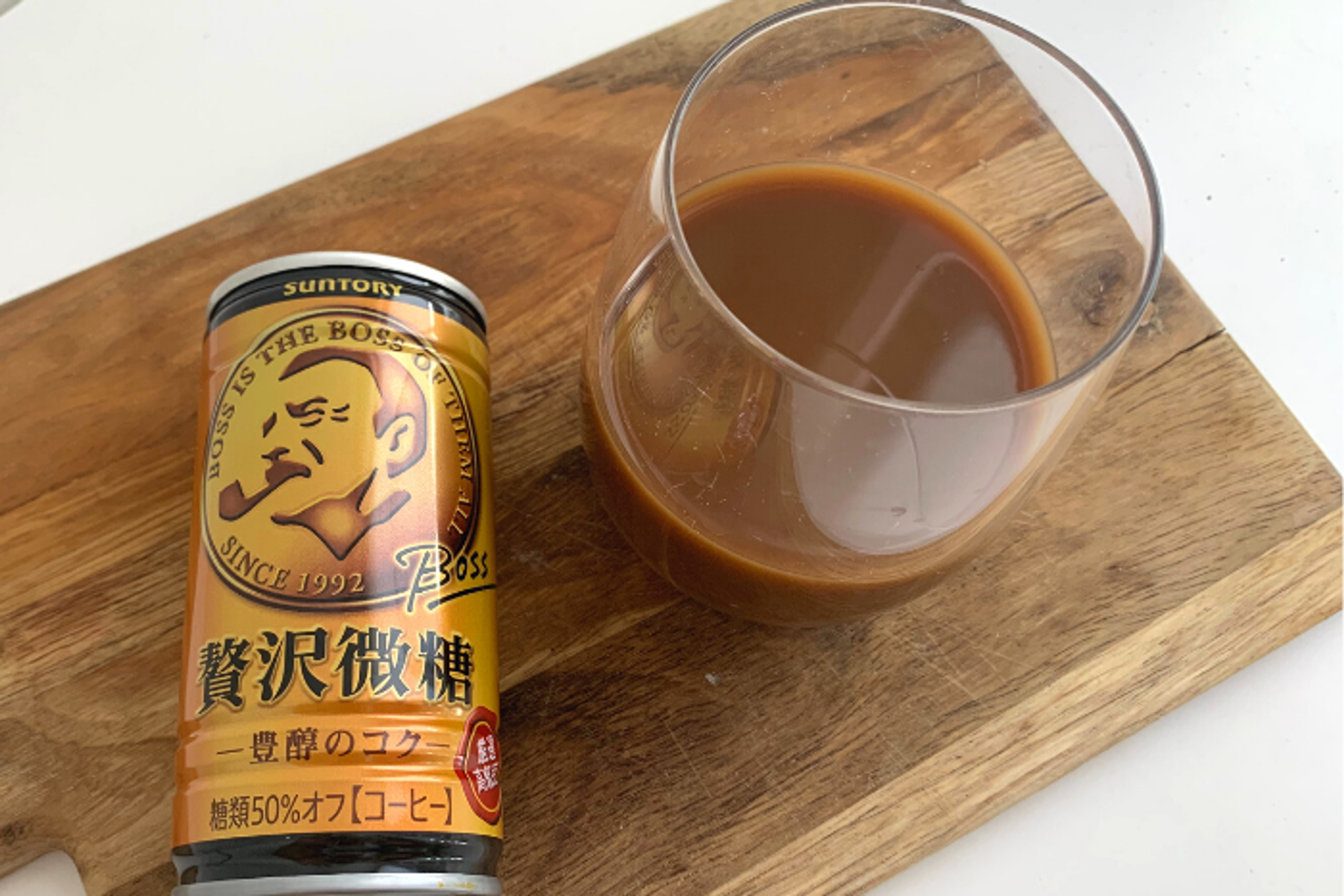 Suntory Boss Luxus wenig Zucker Kaffee