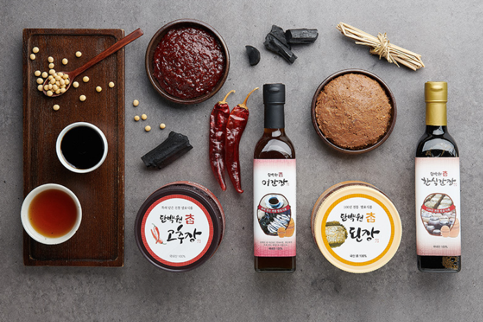 Dambackwon Korean pepper paste - Gochujang 460g - Traditional and intense