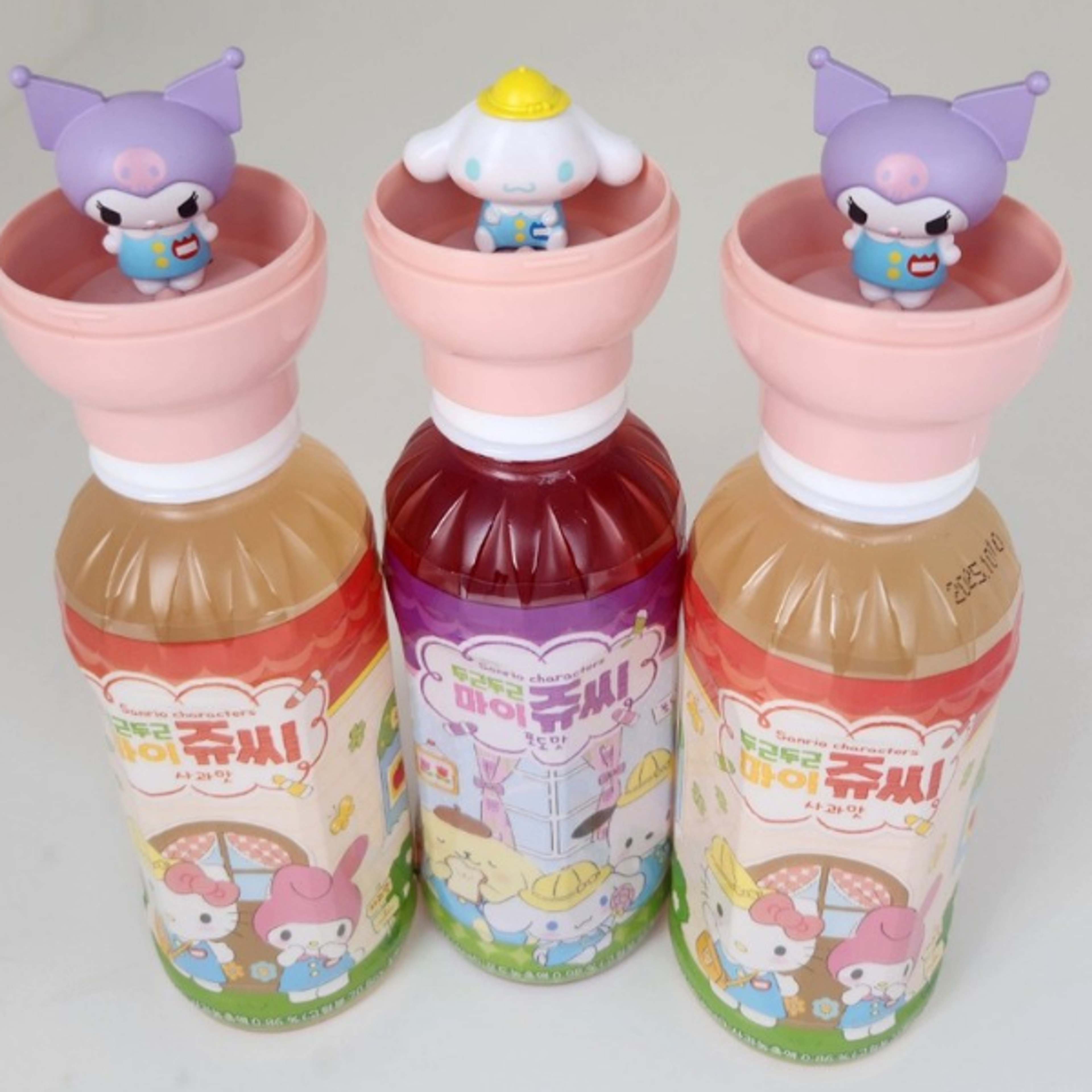 MYJUICY x Sanrio Apple Drink with Random Figure – 220ml