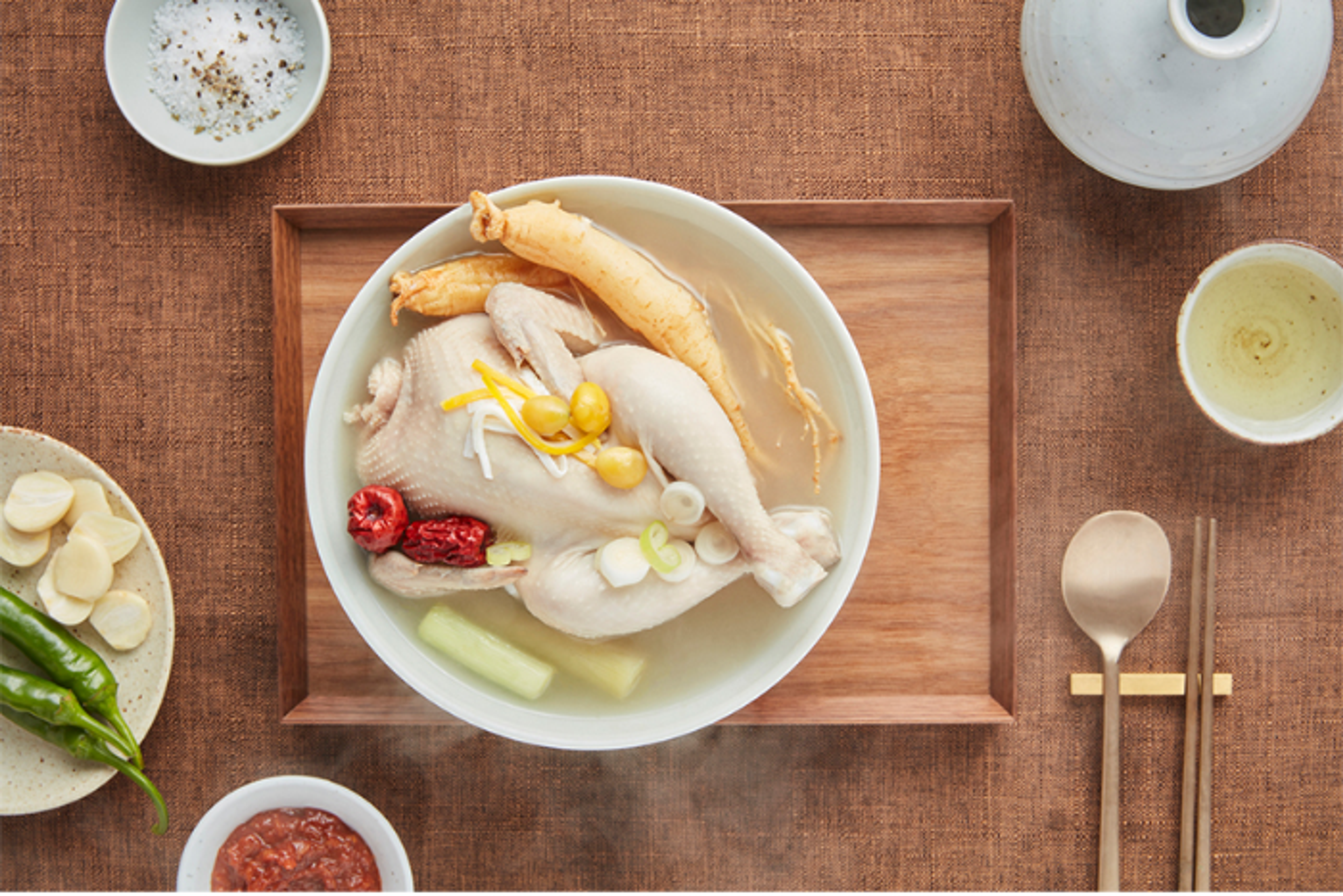 HARIM Samgyetang (Traditional Korean Ginseng Chicken Soup) 800g - Refreshing and Nutritious Soup