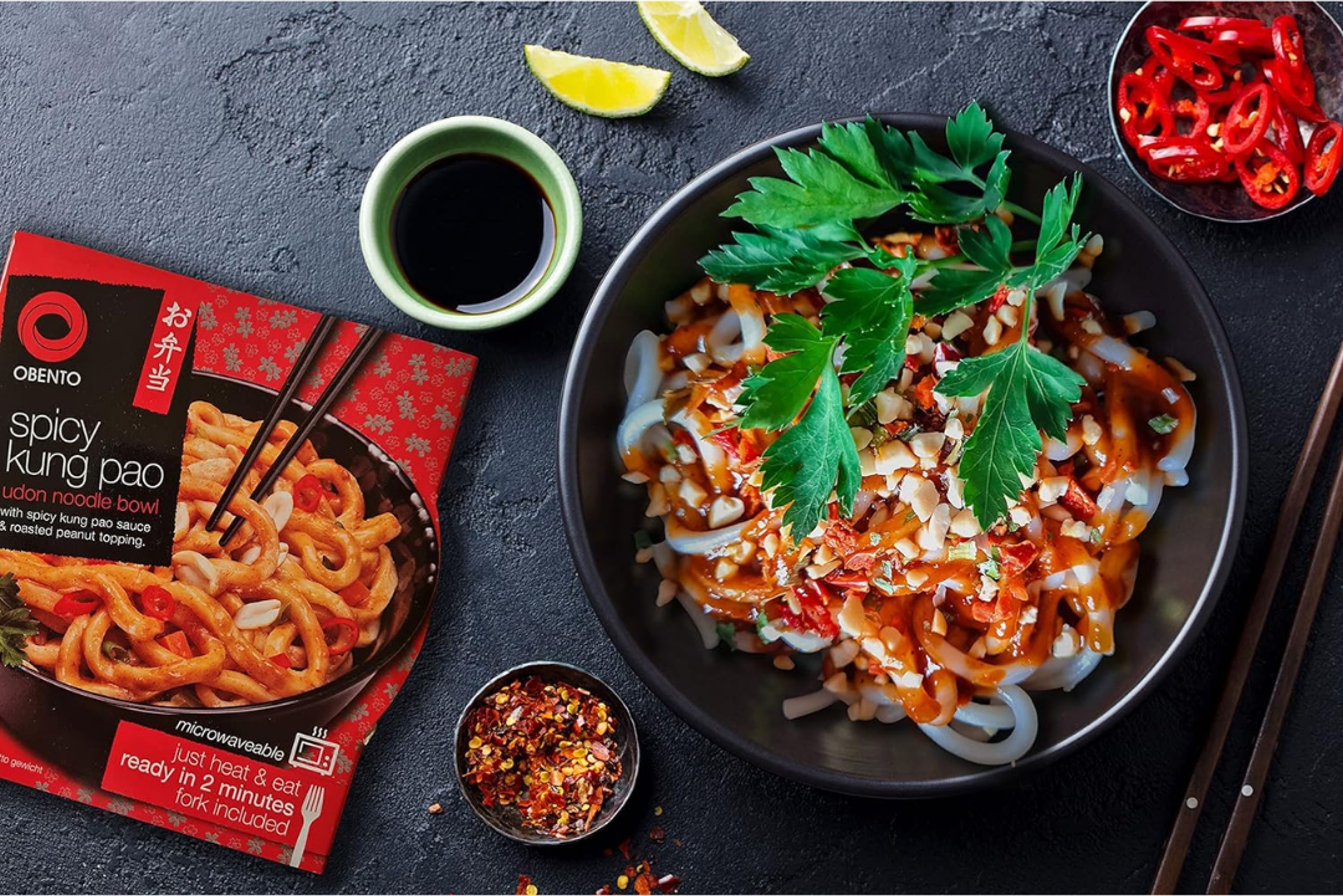 Obento Spicy Kung Pao Udon Noodle Bowl - Würzige Udon-Nudeln in Kung Pao Sauce, 240g