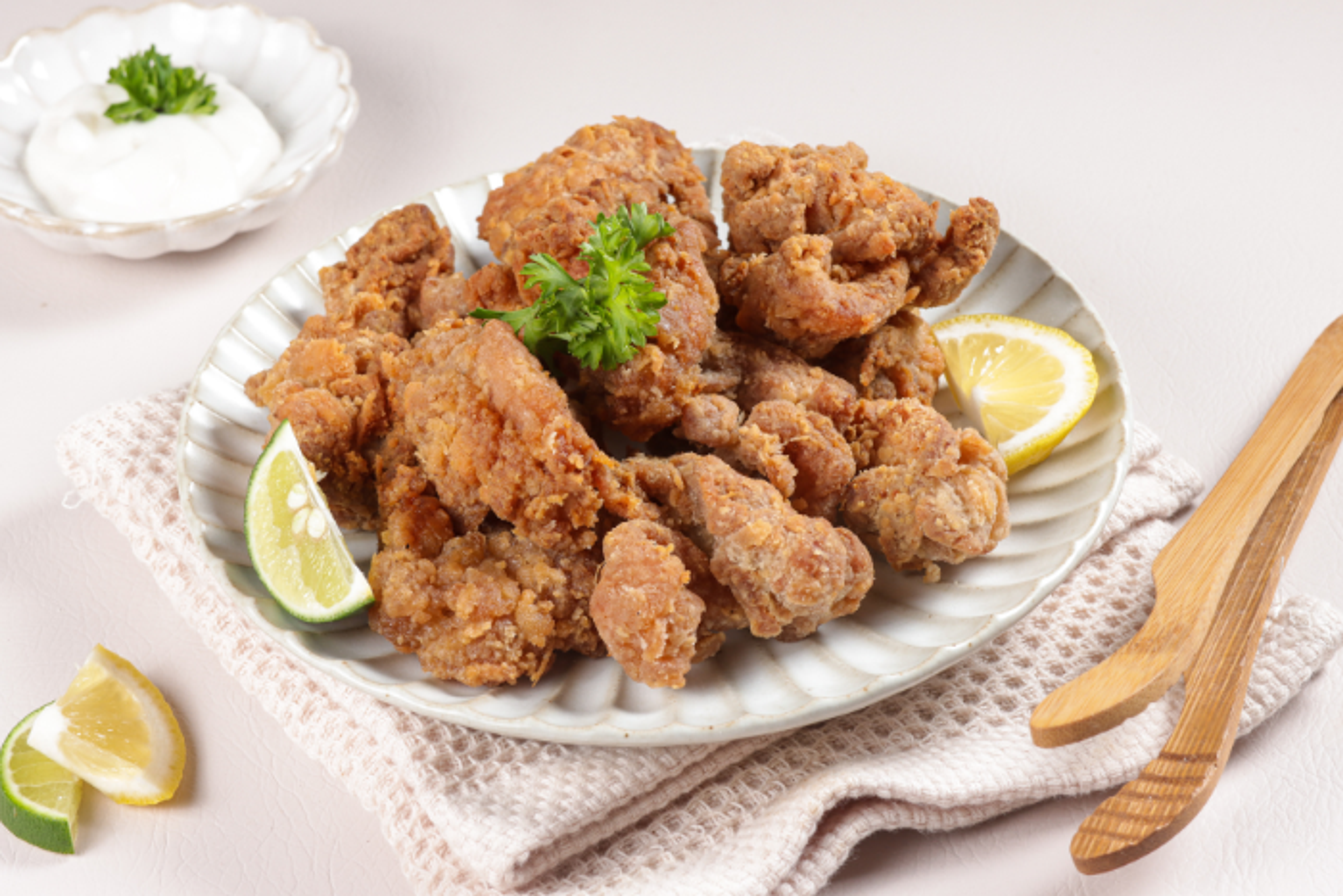 Knuspriges und Saftiges Karaage-Huhn: Authentisches Japanisches Brathähnchen