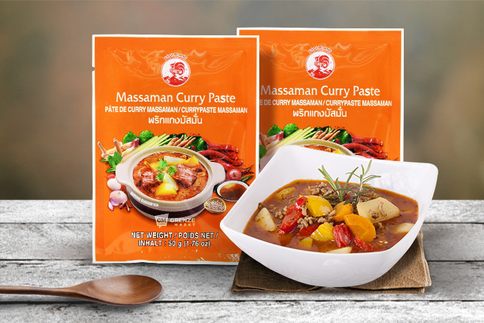 COCK Massaman Curry Paste 50g | Traditional and rich