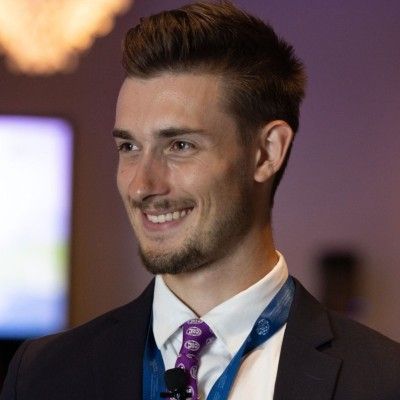 Jake Barnet Image