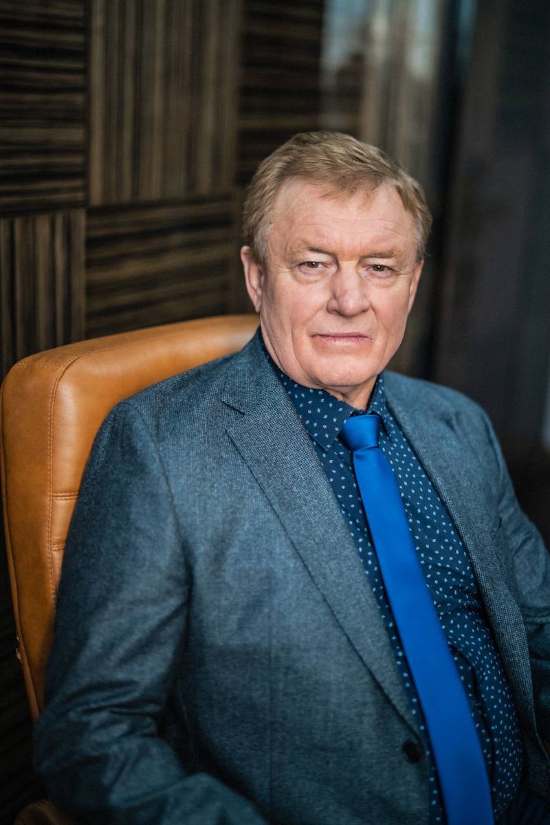 ВАЛЕРІЙ БОНДАР