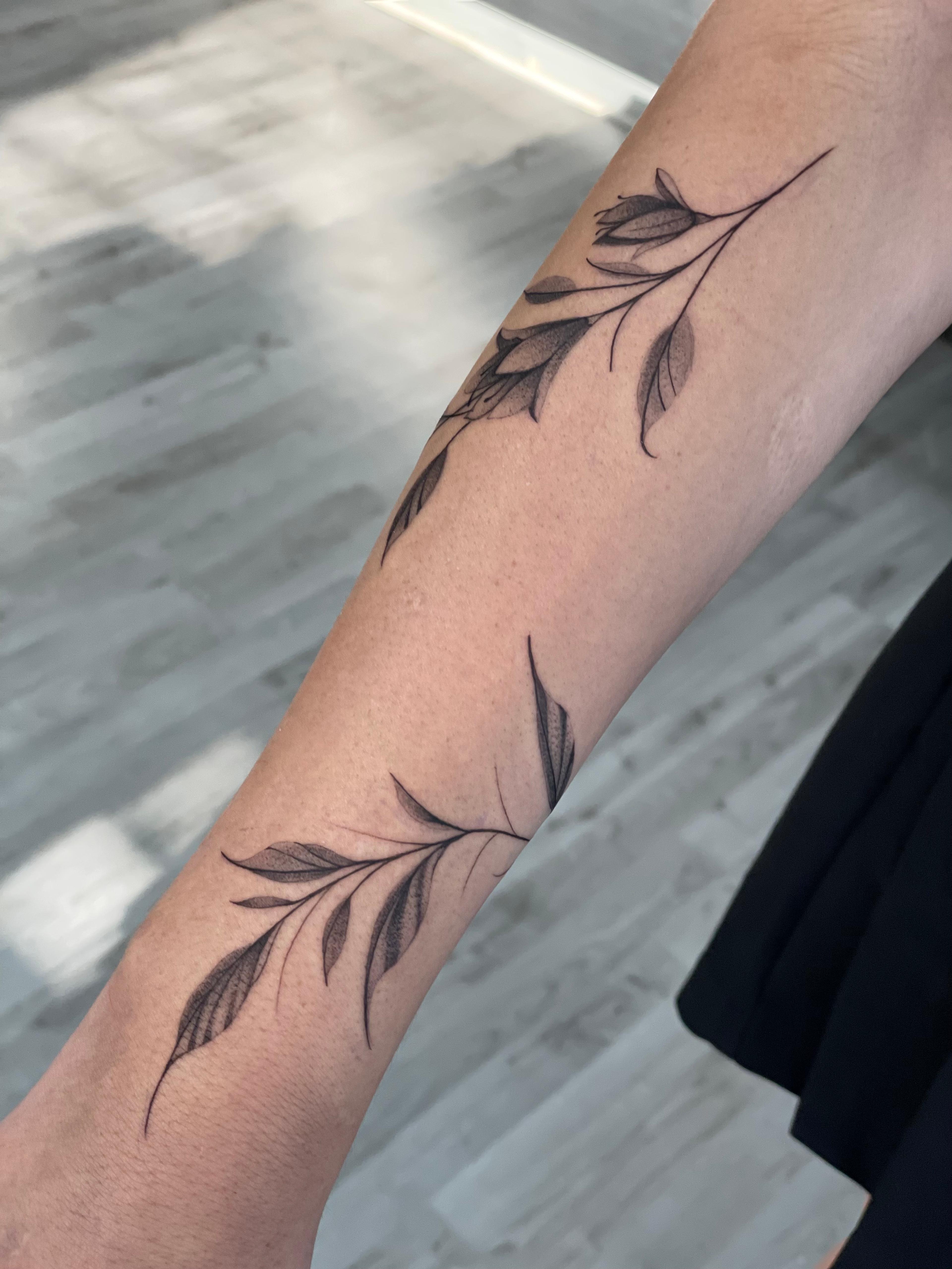 KYLE DOES TATS tattoo
