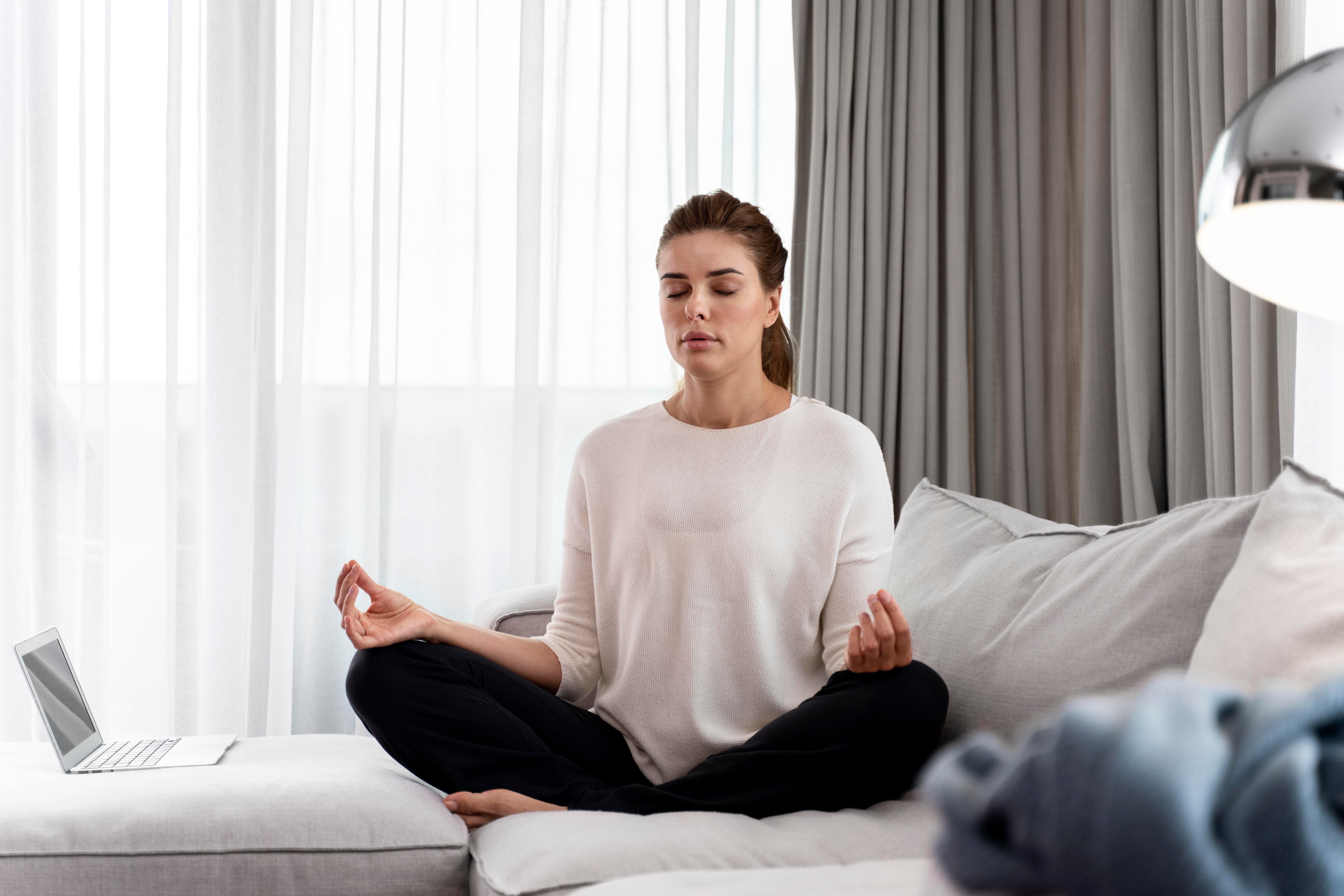 Apprendre l’auto-hypnose : bienfaits et exercices