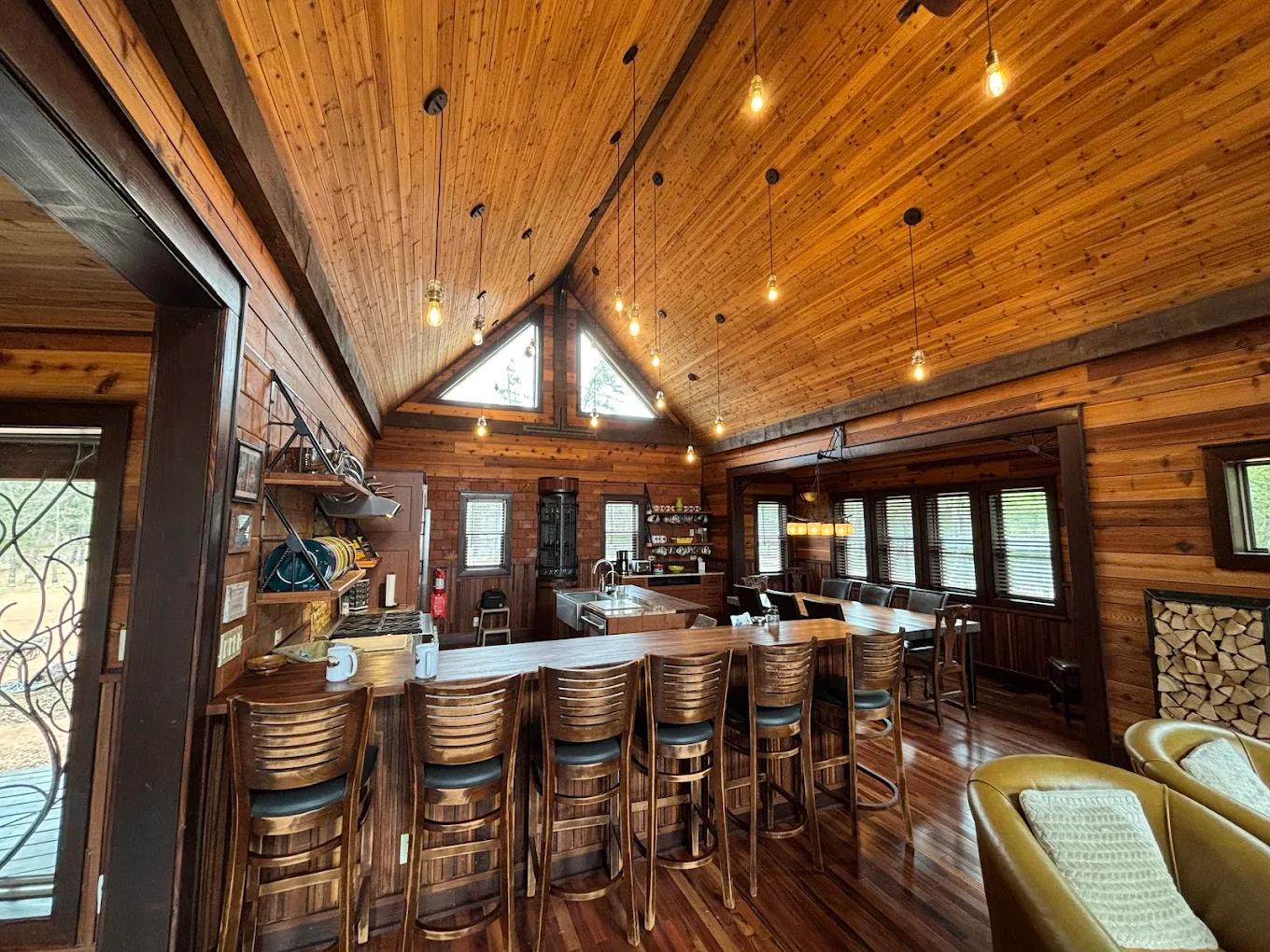 Wisconsin-made log home packages. Made the classic way.