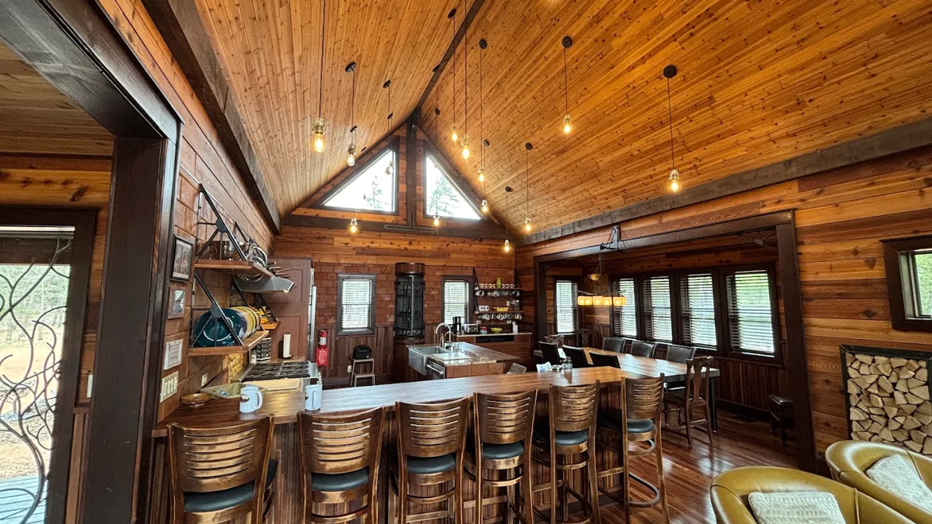 Wisconsin-made log home packages. Made the classic way.