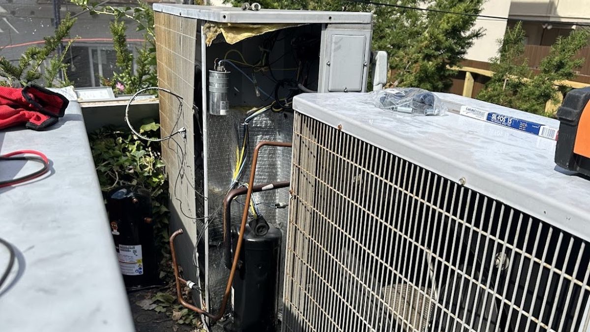 Art HVAC Mounting a Samsung Dvm S Outdoor VRF Condenser on a NYC Commercial Mixed Use Building Rooftop Project