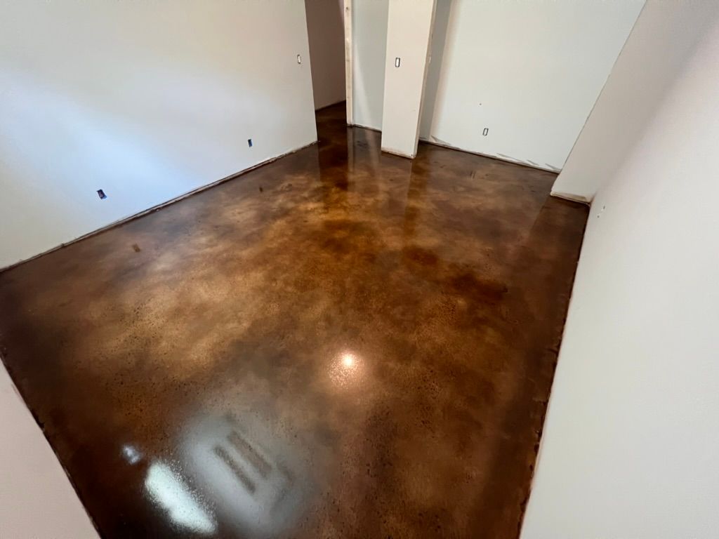 Stained concrete floor with unique patterns