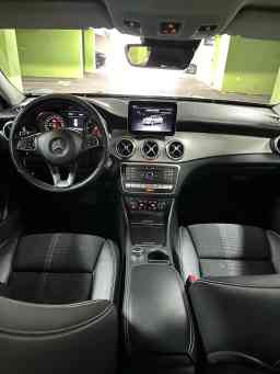 Mercedes GLA view 3