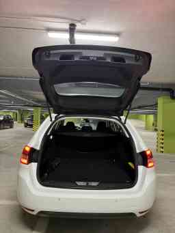 Peugeot 308 view 5