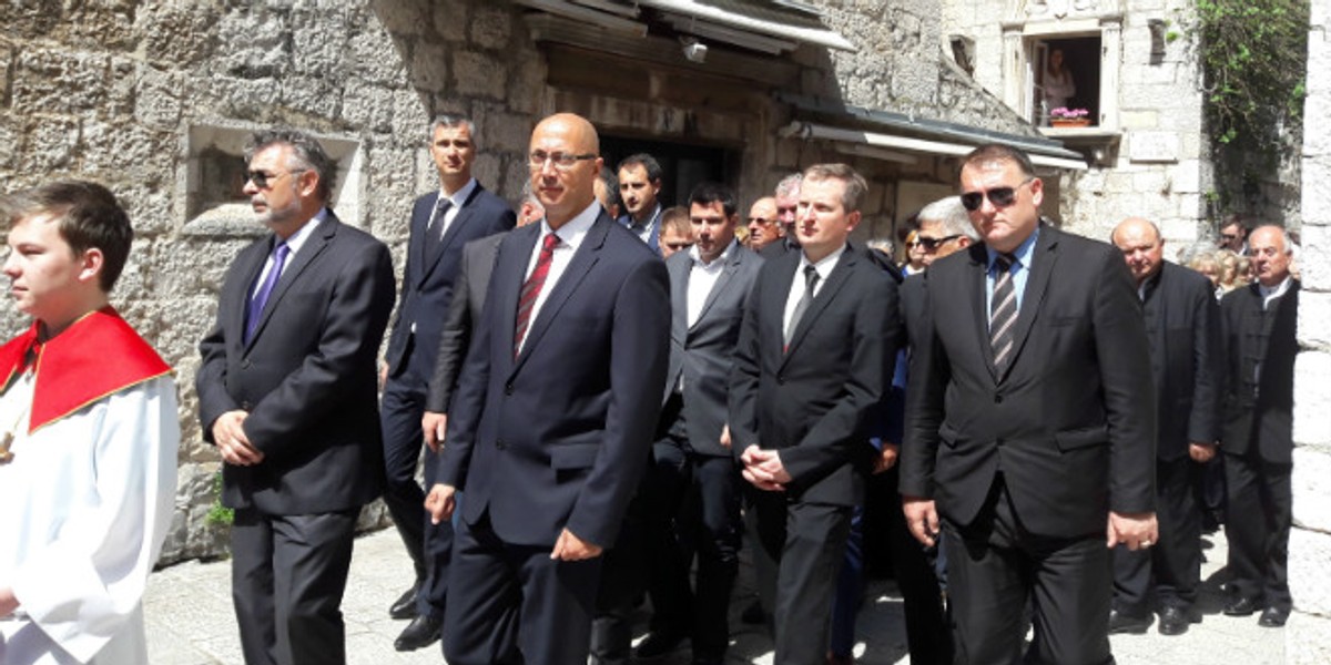 UŽIVO IZ OMIŠA: Petrov poručio da prijevremeni izbori nisu isključeni