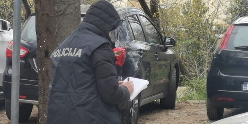 FOTOGALERIJA Gorjeli kontejneri u Spinutu, požar zahvatio tri automobila