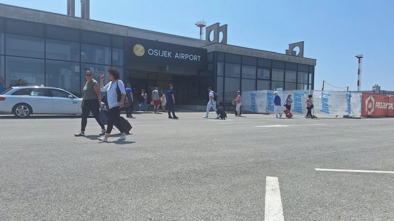 Hrvatska zračna luka ostala bez polovine letova