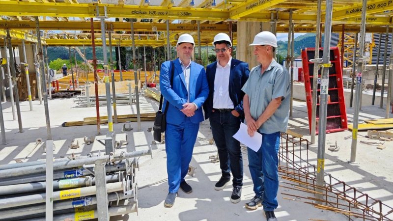 Gradi se škola u Dugopolju: 'Radovi napreduju brže nego je planirano'