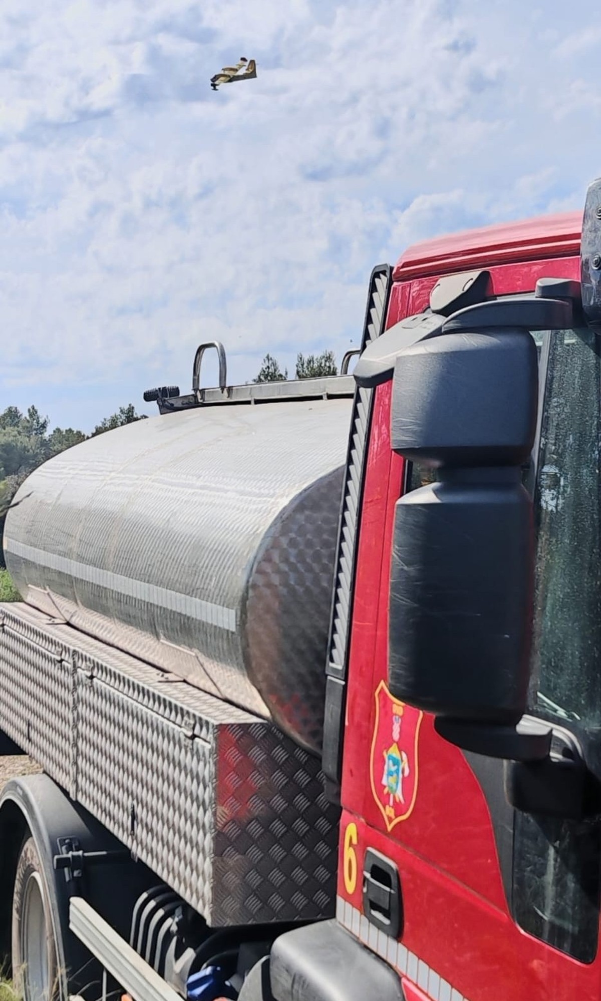 Požar na Braču, gori borova šuma