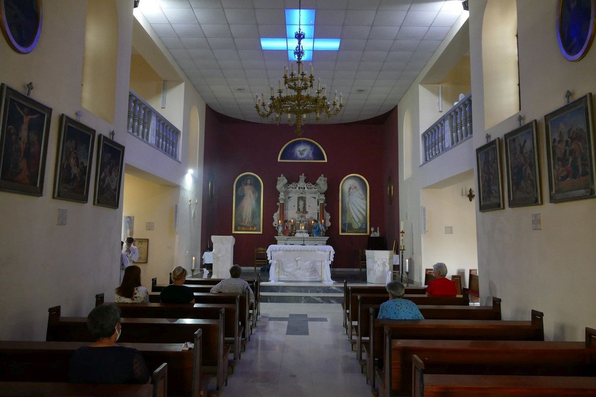 Nadbiskup Barišić u Srinjinama