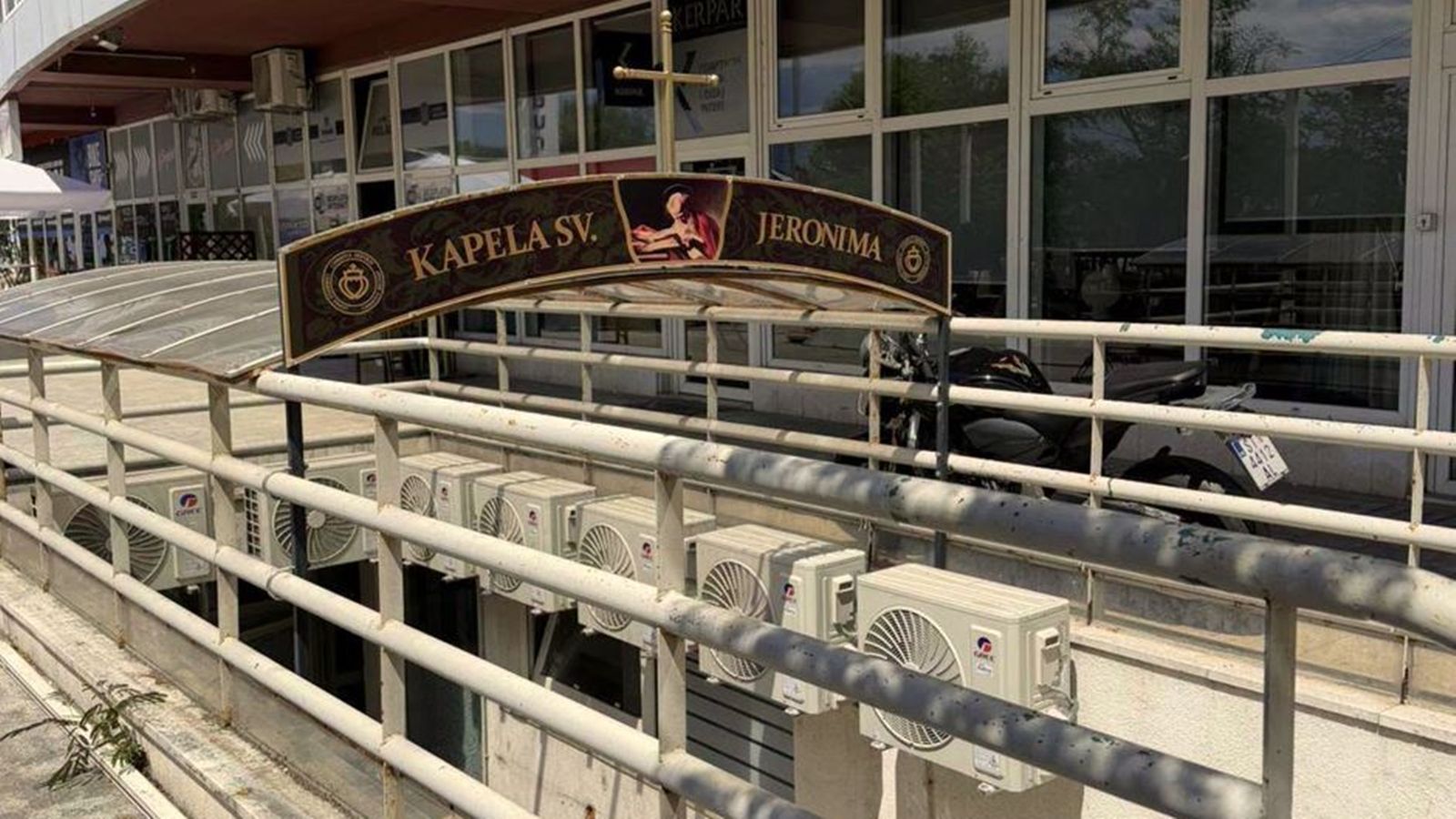 SPLITSKI ŽUPNIK 'Nemojte odlaziti na misu u kapelicu sv. Jeronima jer ondje djeluje raskolnička zajednica!'