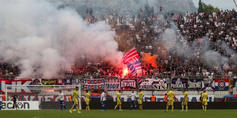 Hajduk kažnjen zbog pirotehnike s duplo većom kaznom od Dinama