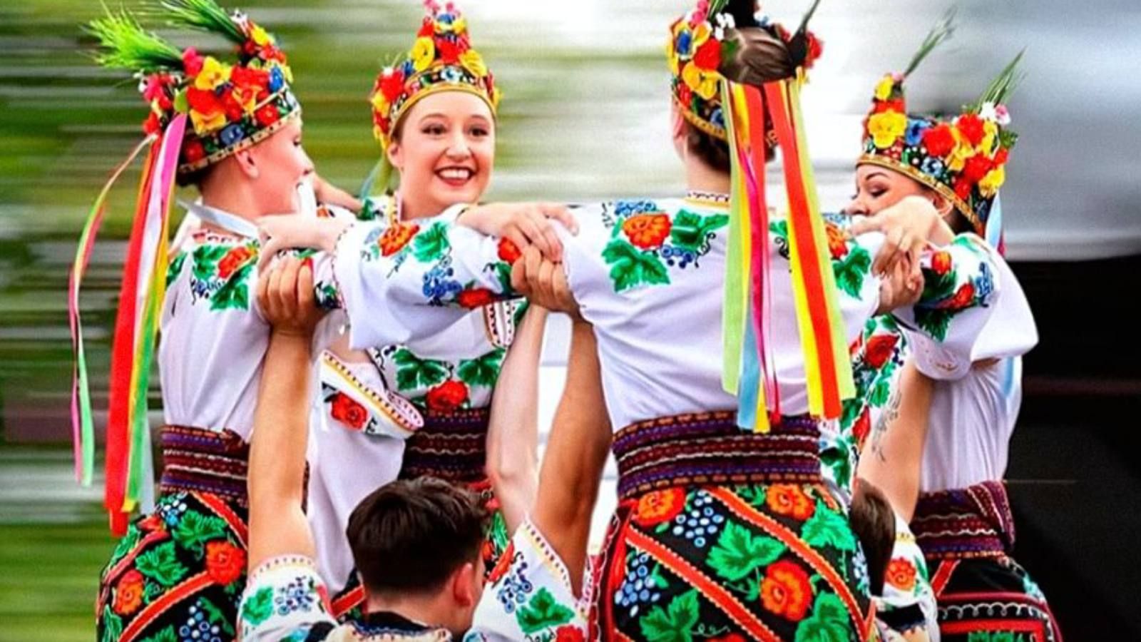 PRIJATELJSTVO U RITMU FOLKLORA: Večer ukrajinske i hrvatske tradicije na kliškom Megdanu