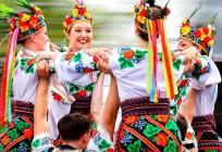 PRIJATELJSTVO U RITMU FOLKLORA: Večer ukrajinske i hrvatske tradicije na kliškom Megdanu