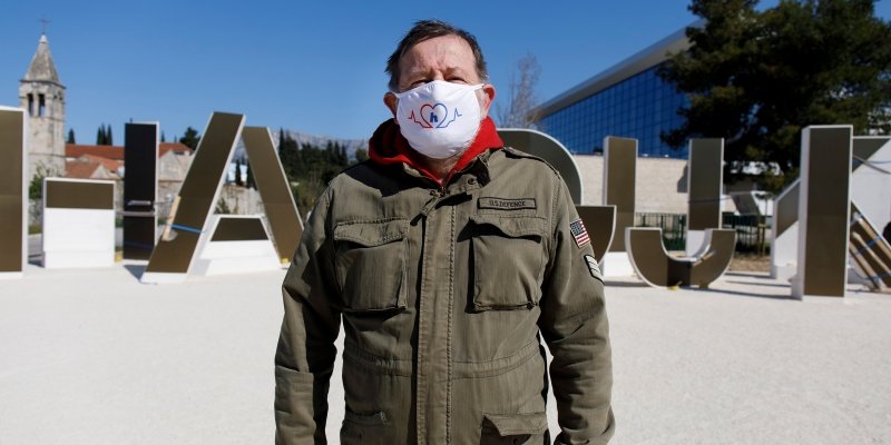 Hajduk donirao maske navijačima i zaposlenicima Kluba