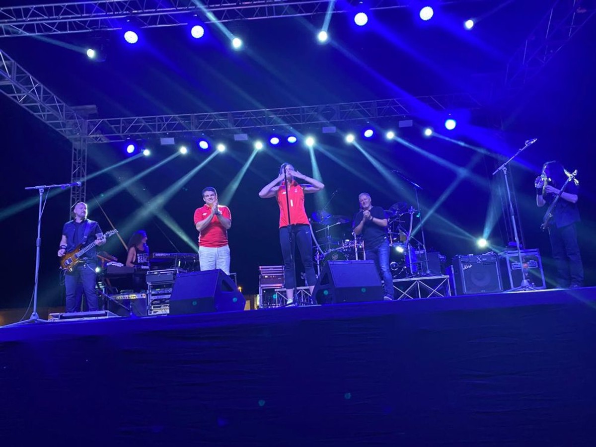 Matea Jelić s Thompsonom u Drinovcima