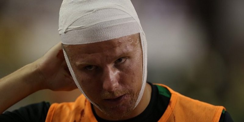 Prekršajnom sucu priveden navijač koji je Björkandera pogodio bocom u glavu na Poljudu