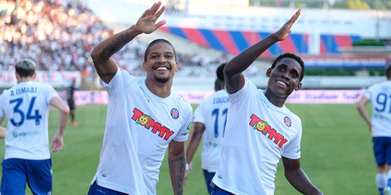 Hamza Barry više nije igrač Hajduka