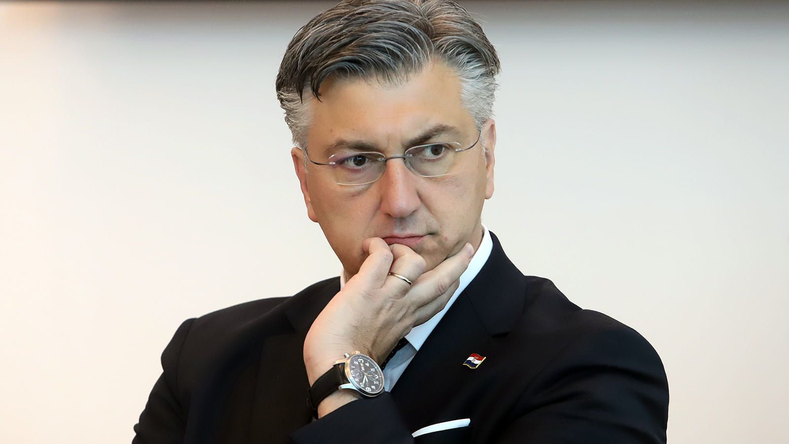 Nakon sukoba s Milanovićem Plenković poslao jasnu poruku iz Pariza: 'Ponosni smo na ATJ Lučko'