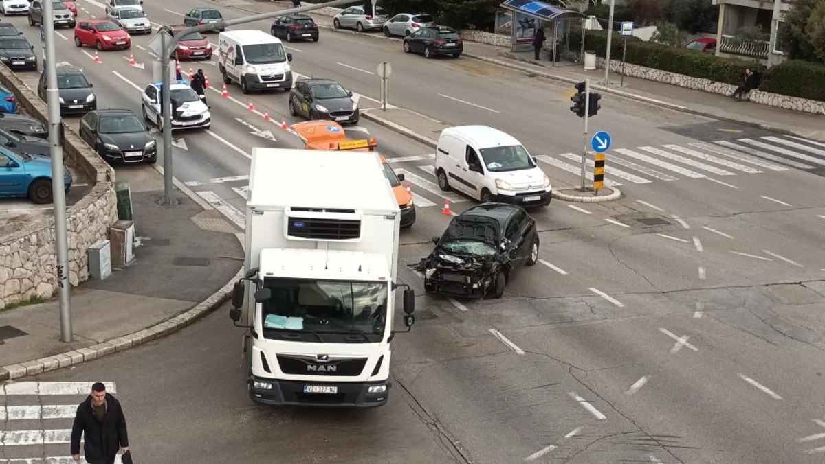 Sudar u Velebitskoj | foto: Veljko Martinović