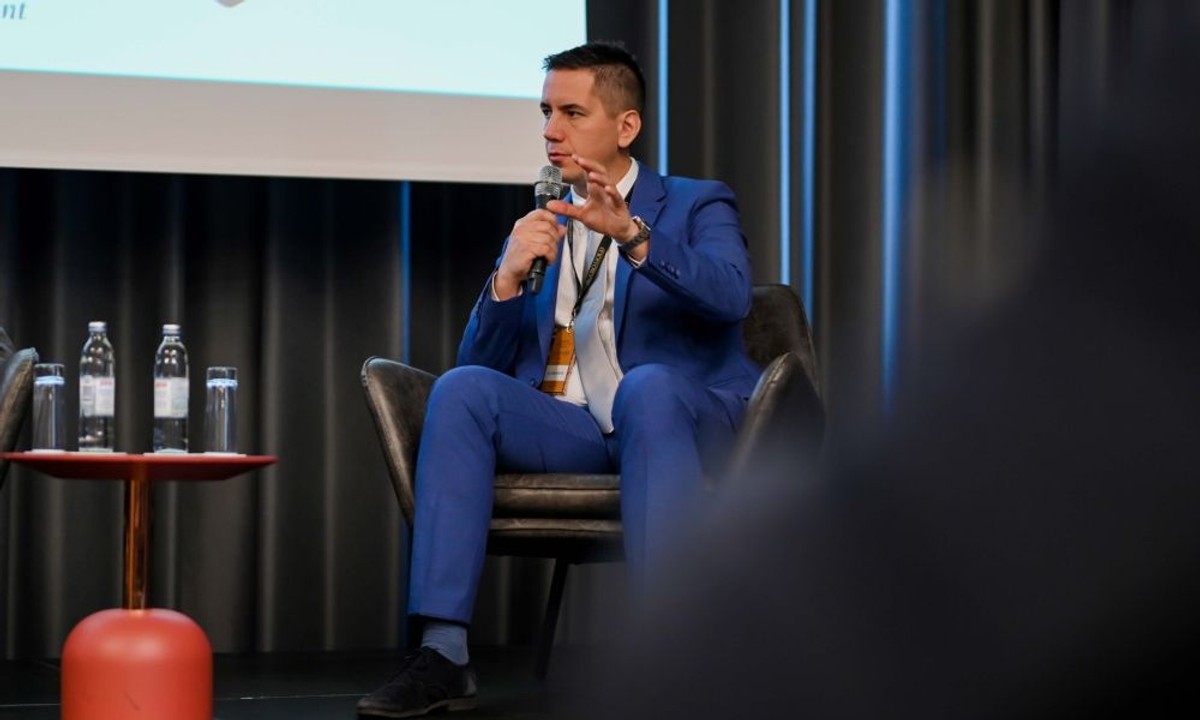 Je li vrijeme za ulaganje u srebro? Stručnjak tvrdi: Potencijal je veći nego kod zlata