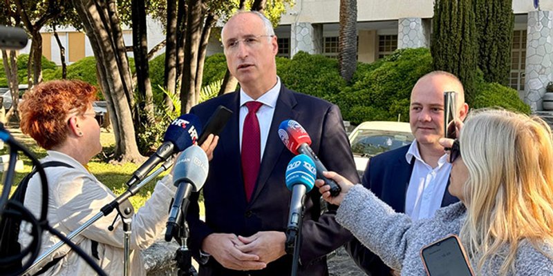 Puljak osudio navijačke nerede:  'Žao mi je što su se takve stvari dogodile. Temperament se ne smije pretvoriti u nasilje'