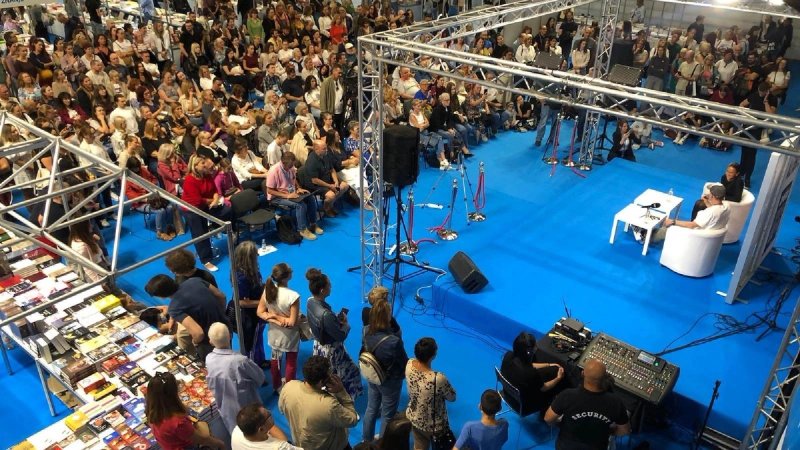 FOTO Split oborio još jedan rekord: Tisuće pohodile Mediteranski festival knjige, prodaja značajno nadmašila prošlogodišnju
