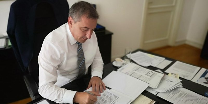 AŽURIRANE IZLAZNE ANKETE: HNS ulazi u Sabor, HDZ dobio još jedan mandat