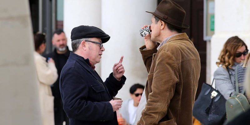 FOTOGALERIJA Prva marčana bura rastjerala šetače s Rive