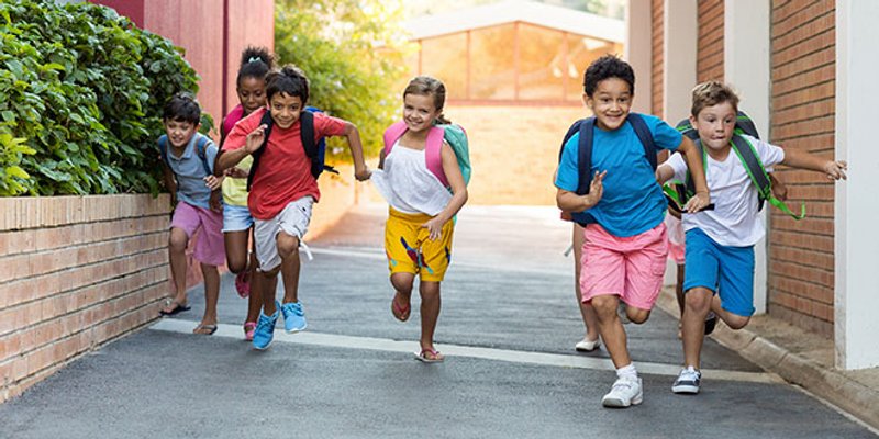 NOVA ŠKOLSKA GODINA 'KUCA' NA VRATA Poznati domaći trgovački lanac i ove je godine razveselio prvašiće svojih zaposlenika