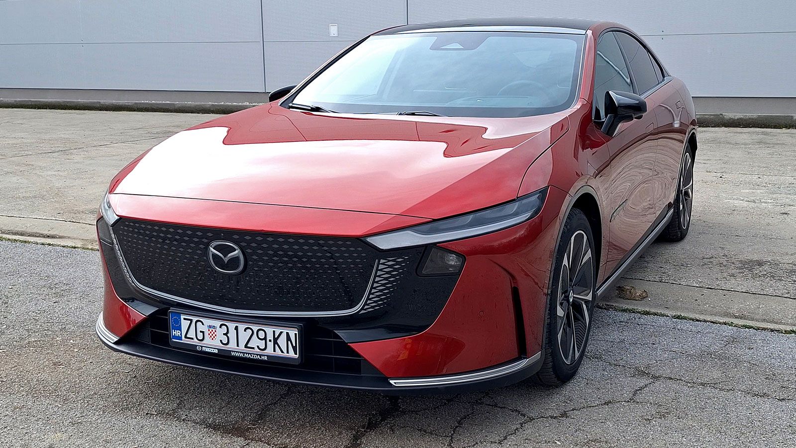 [TEST AUTA] Mazda 6e: Električni premium bez premium cijene