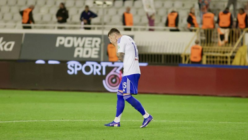 KOMENTAR UTAKMICE: Hajdukovi igrači se trebaju zamisliti, nositi bijeli dres je privilegija, ali i obaveza prema ljudima koji vole i bodre svoj klub!