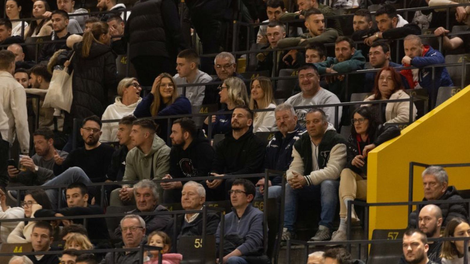 Povijesna večer na Gripama: Hajduk protiv Squarea igra prvu domaću utakmicu u elitnom rangu