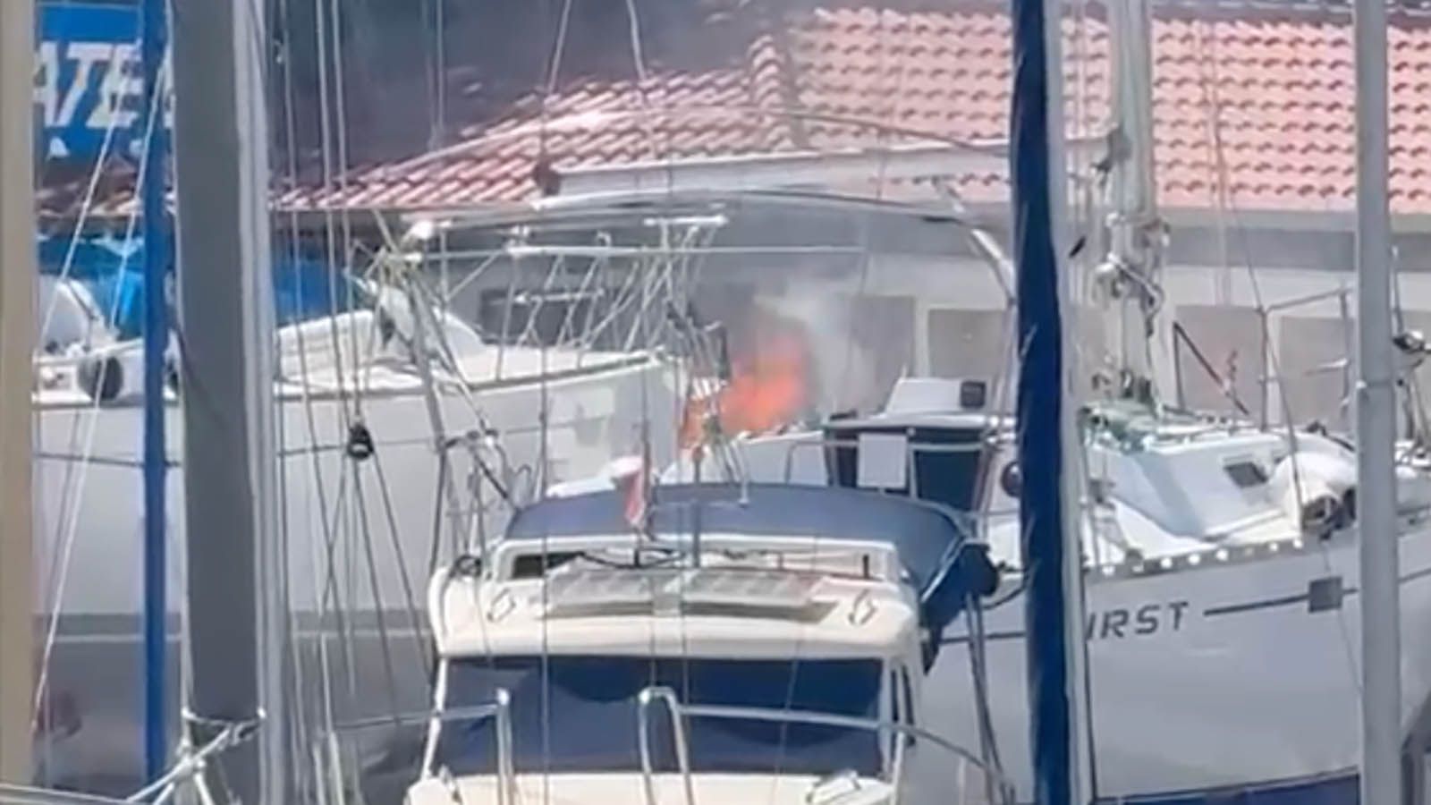 VIDEO Ponovno se razbuktao požar u uvali Baluni