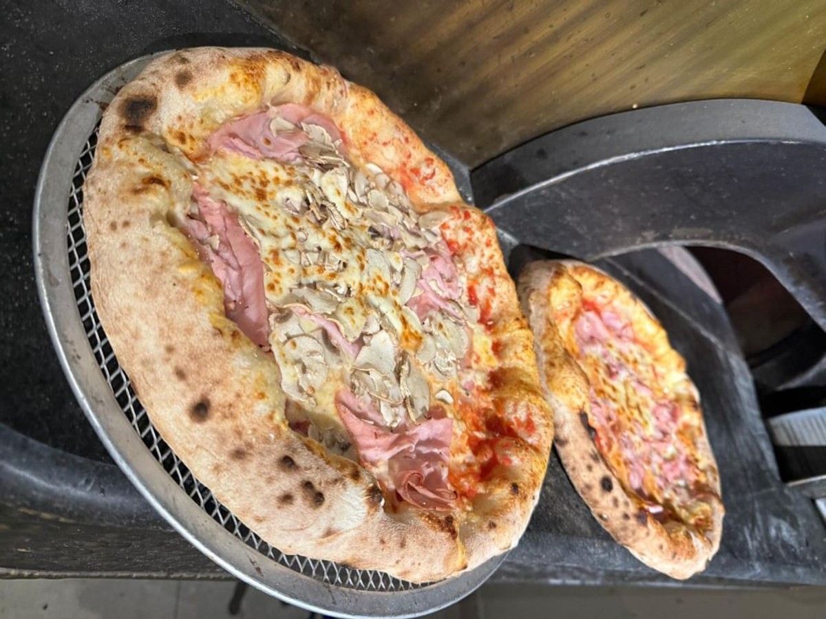 Delicije u pizzeriji Tomatos