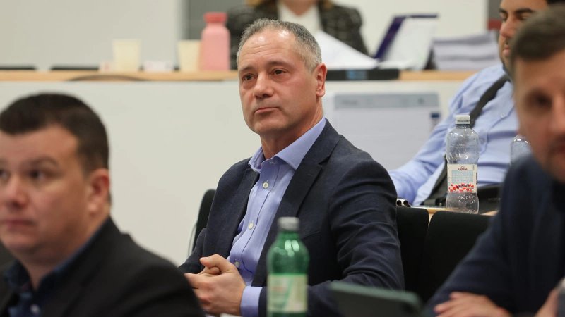 Odgovor sinjskih HDZ-ovaca: 'Kraj keša na ruke'