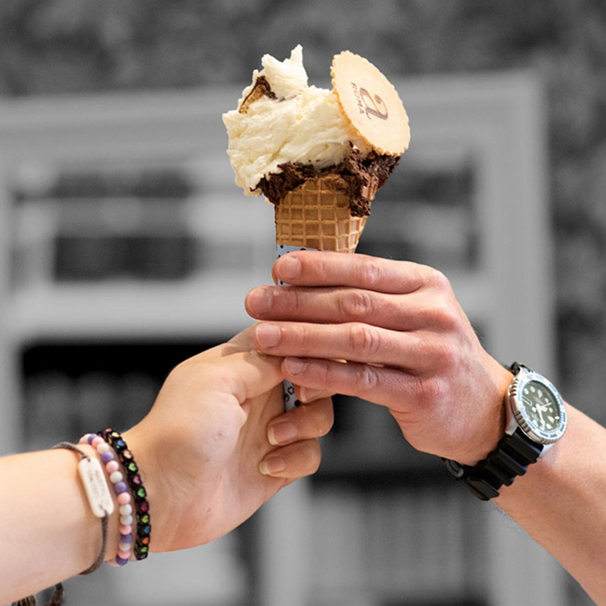 JEDINSTVENO ISKUSTVO 'aROMA, gelato experience' u popularnom Netflixovu serijalu 'Somebody Feed Phil'