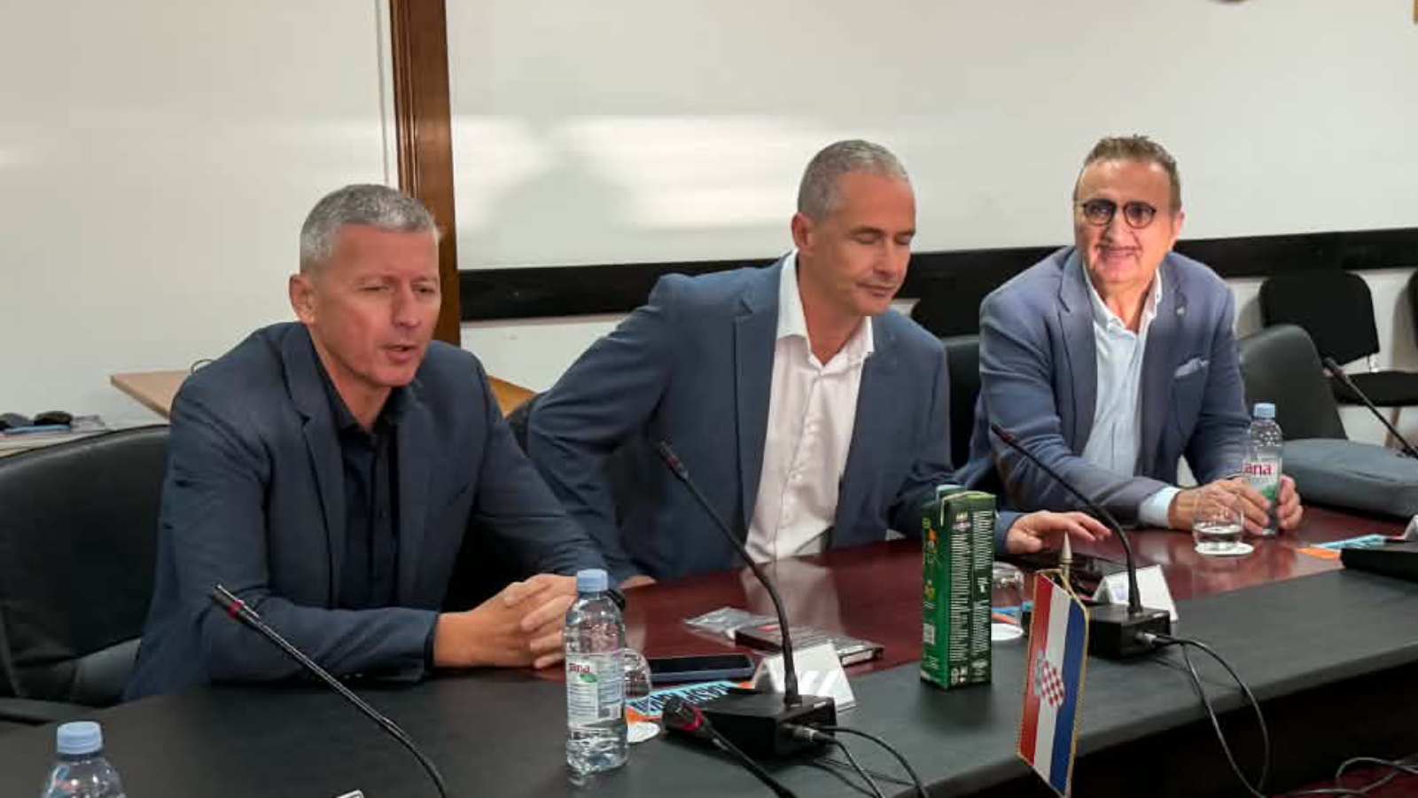 SDP, Možemo i Direkt o problemima s otpadom u Splitu: 'Kupili su krevet, a nemaju ni dozvolu za kuću'