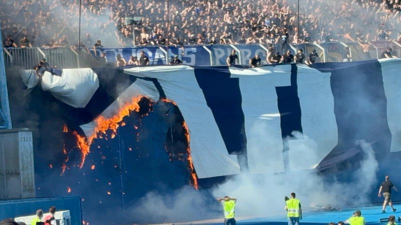 I službeni Dinamo se uključio u provociranje Hajdukovih navijača, Bad Bad Blue Boysima je gorio transparent 