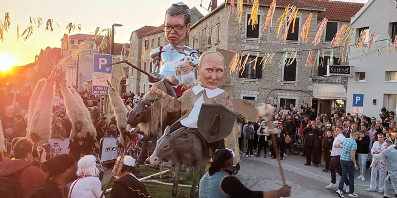 Vučić komentirao spaljivanje krnje u Kaštelima, njegova reakcije je za rubriku 'vjerovali ili ne'