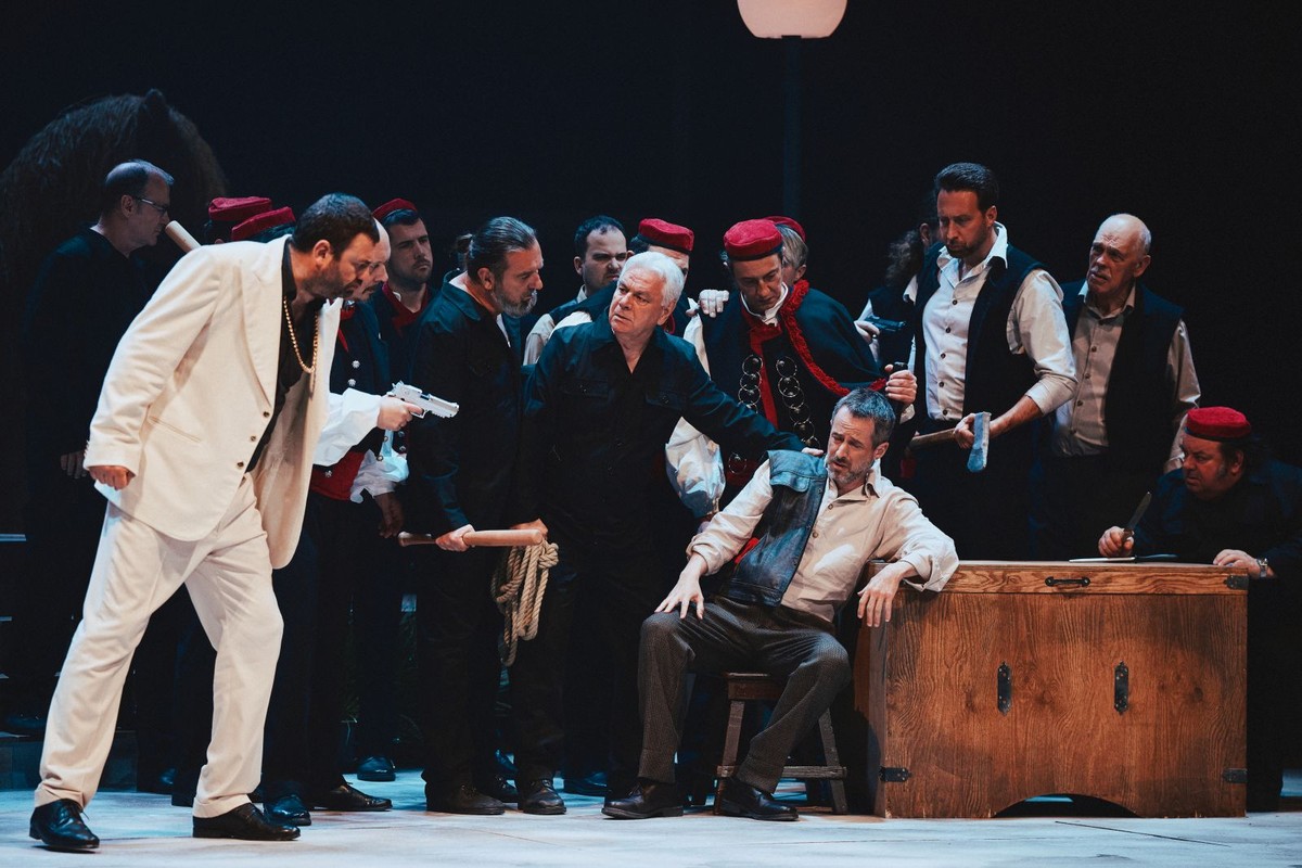 Spektakl u splitskom HNK-u: 'Ero s onoga svijeta' u suvremenom čitanju oduševio premijernu publiku